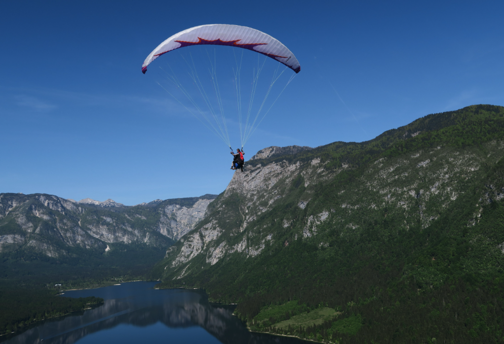 Paragliding scene 2