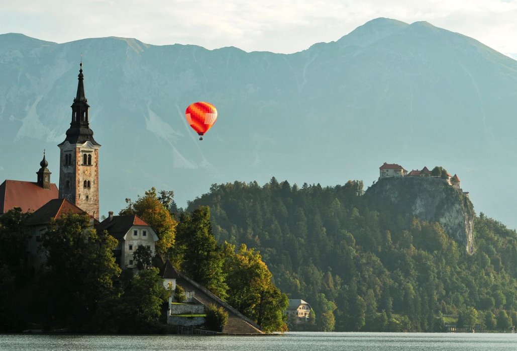 Hot Air Balloon Flight scene 1