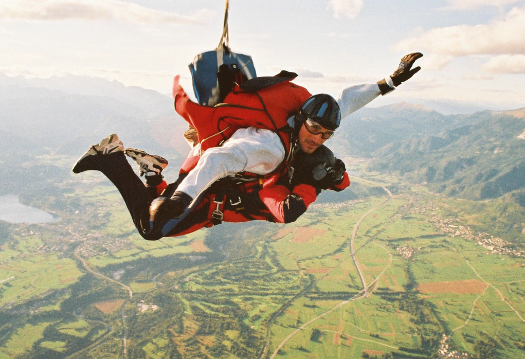 Skydiving scene 2